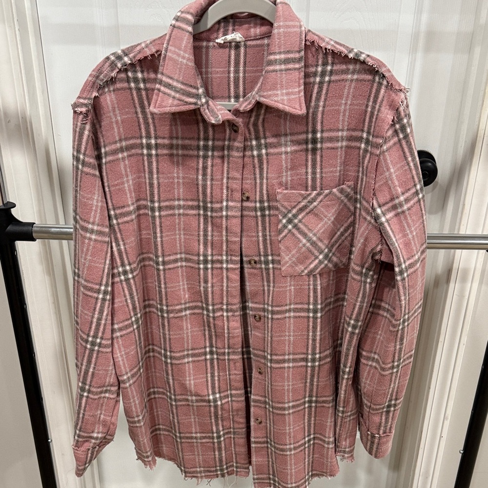 Women’s Pink Plaid Shirt